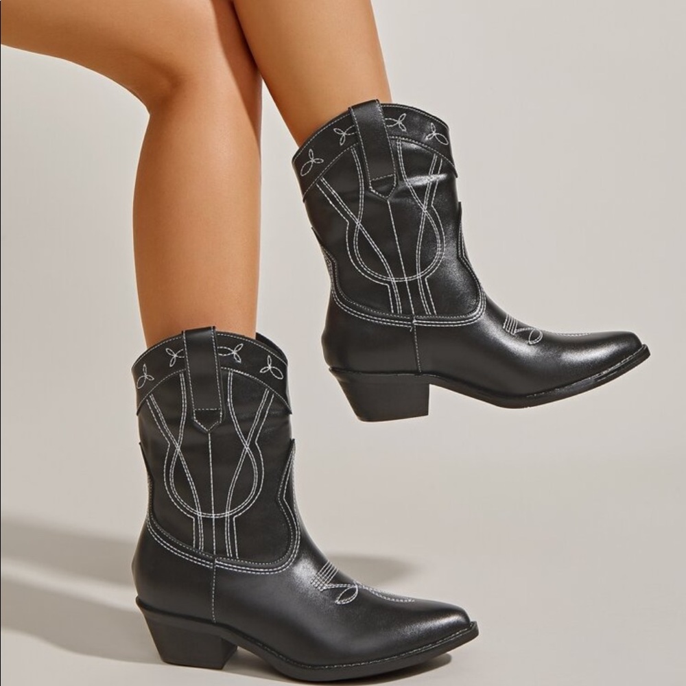 Black Cowboy Boots